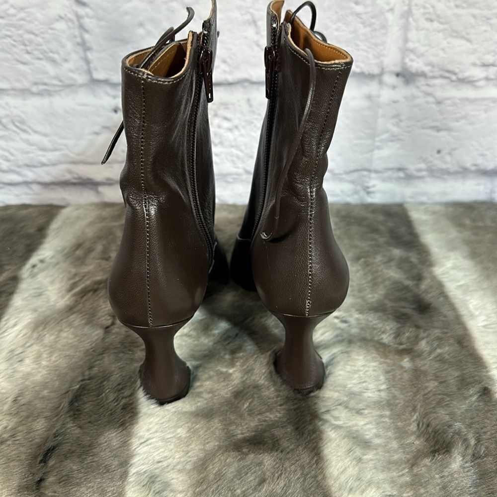Brand new booties - Picture 5 of 11